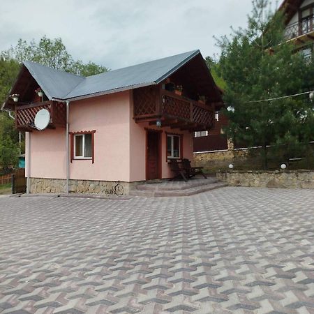 Holiday Home Melodiya Karpat Яремче Екстериор снимка