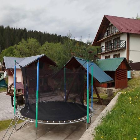 Holiday Home Melodiya Karpat Яремче Екстериор снимка