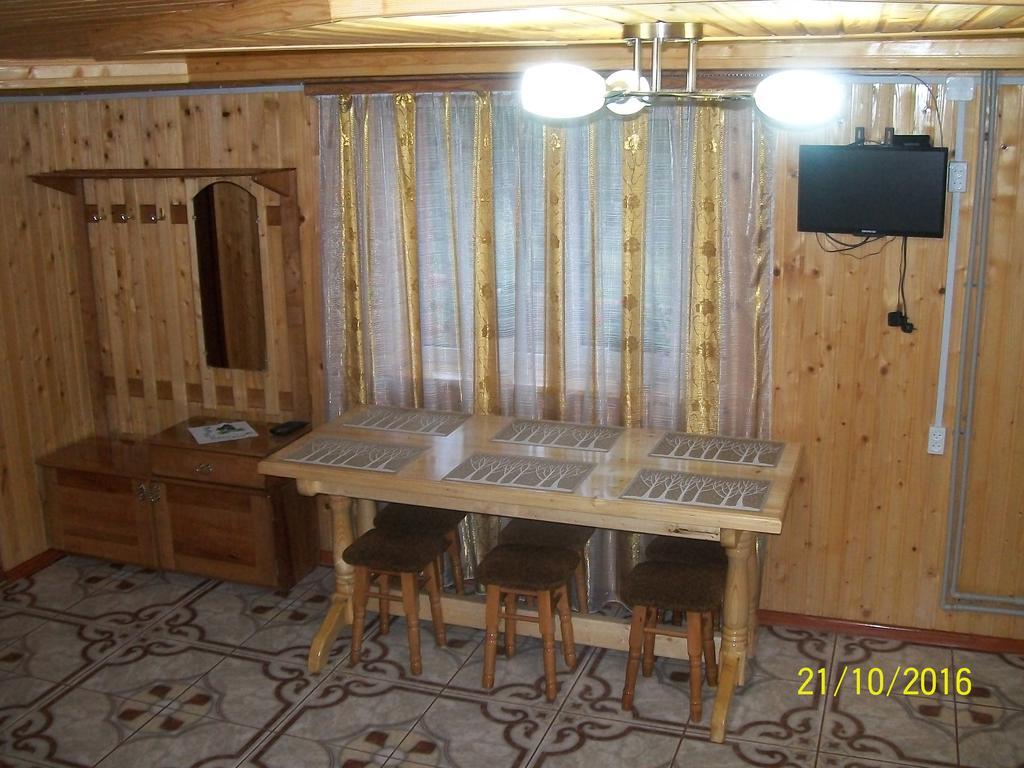 Holiday Home Melodiya Karpat Яремче Екстериор снимка